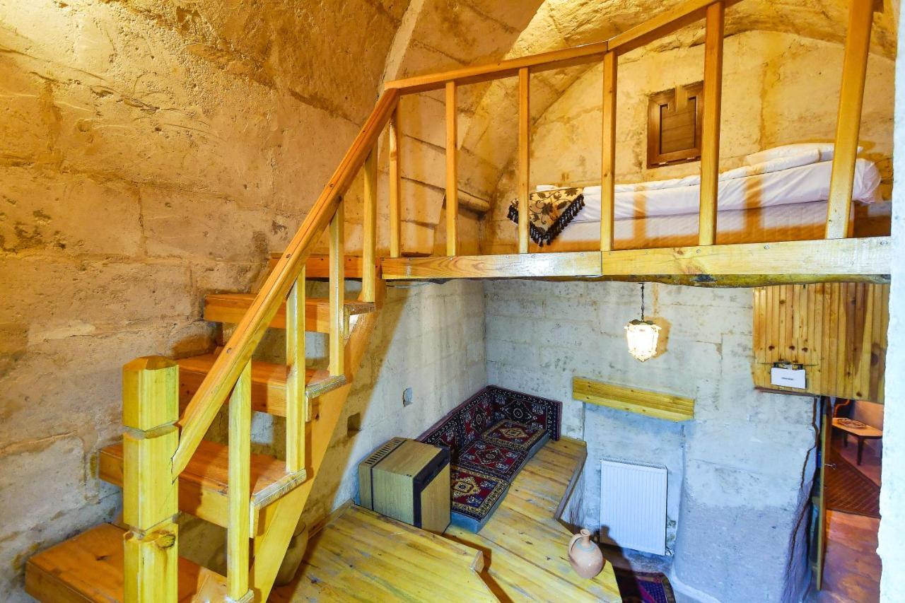 Larissa Cave Hotel نفسهير المظهر الخارجي الصورة