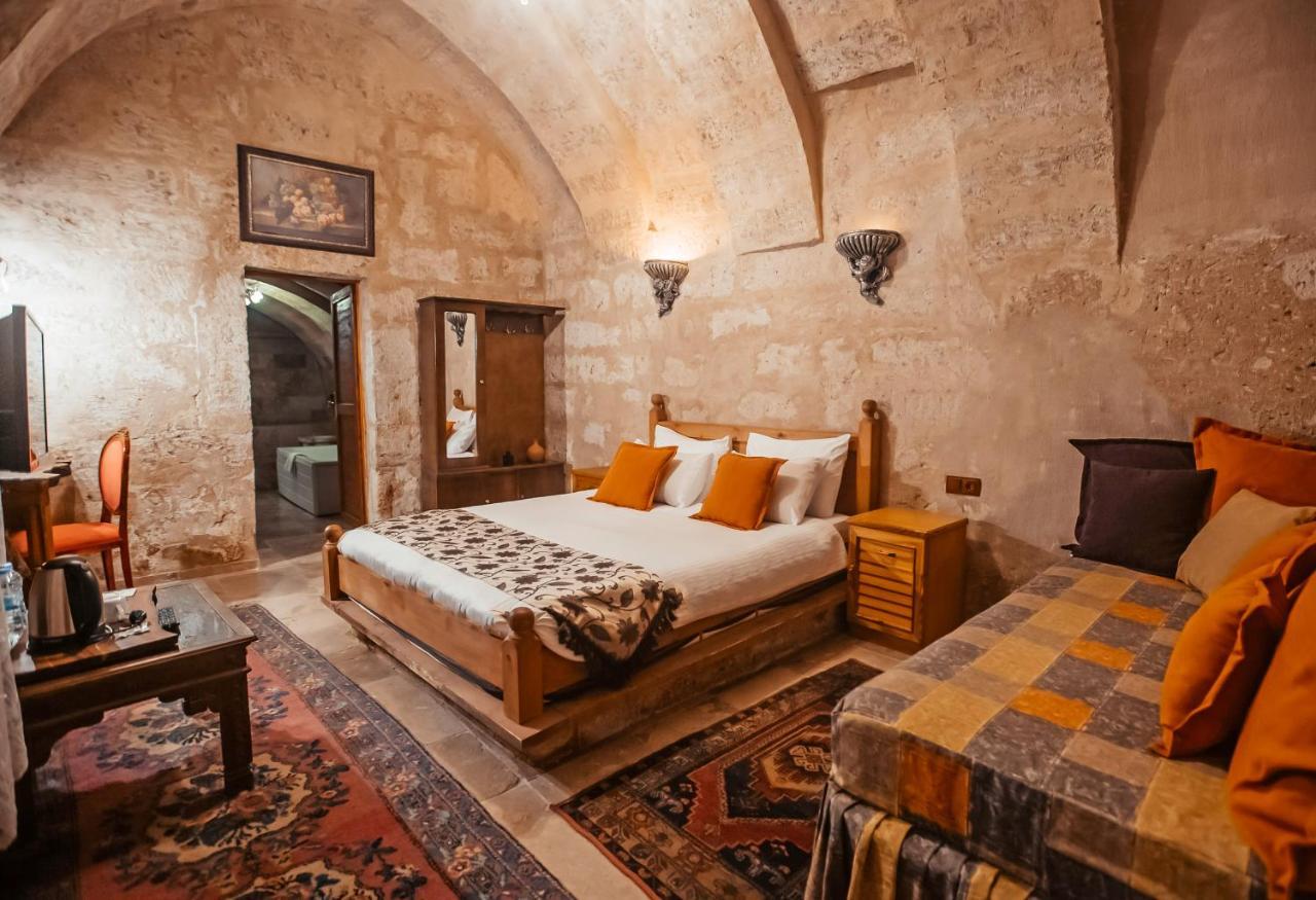 Larissa Cave Hotel نفسهير المظهر الخارجي الصورة